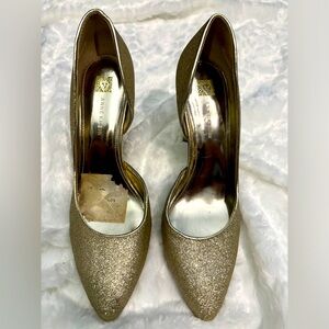 Jessica Simpson Golden Shoes